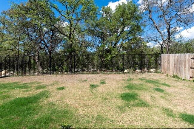 Building Photo - 528 Tubman Dr