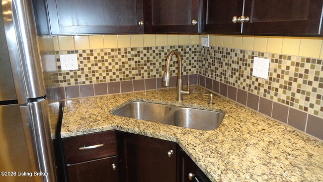 Building Photo - 4202 Berkshire Ave