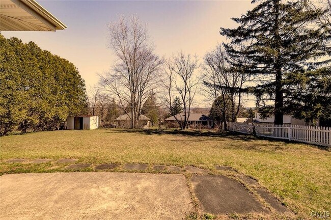 Building Photo - 101 Terrace Cir