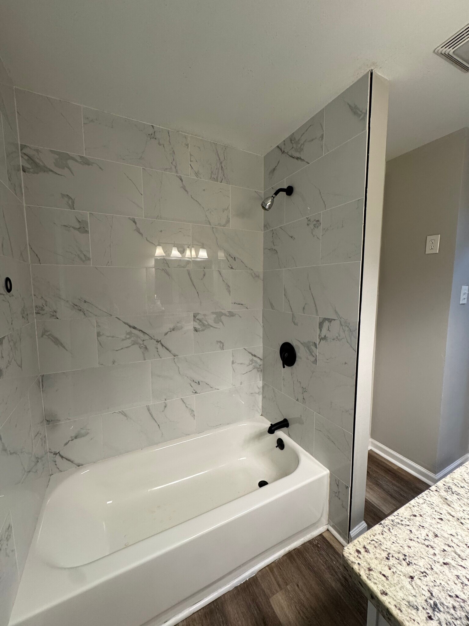 Building Photo - 7711 Woodhaven Dr