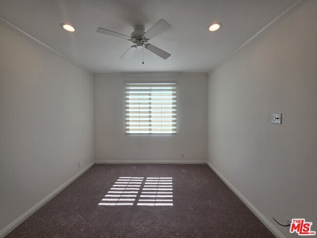 Building Photo - 8505 Gulana Ave