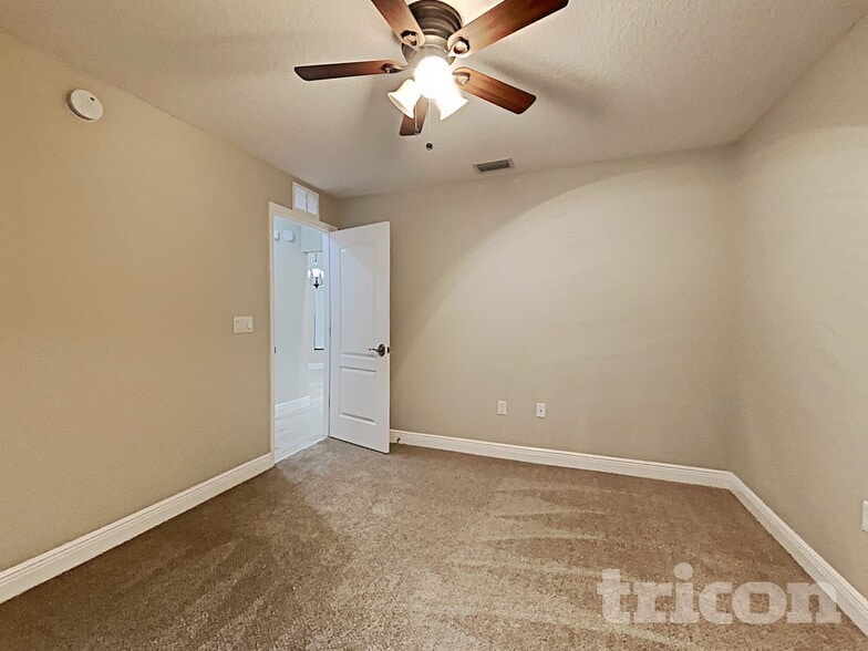 Building Photo - 4003 Augustine Rd