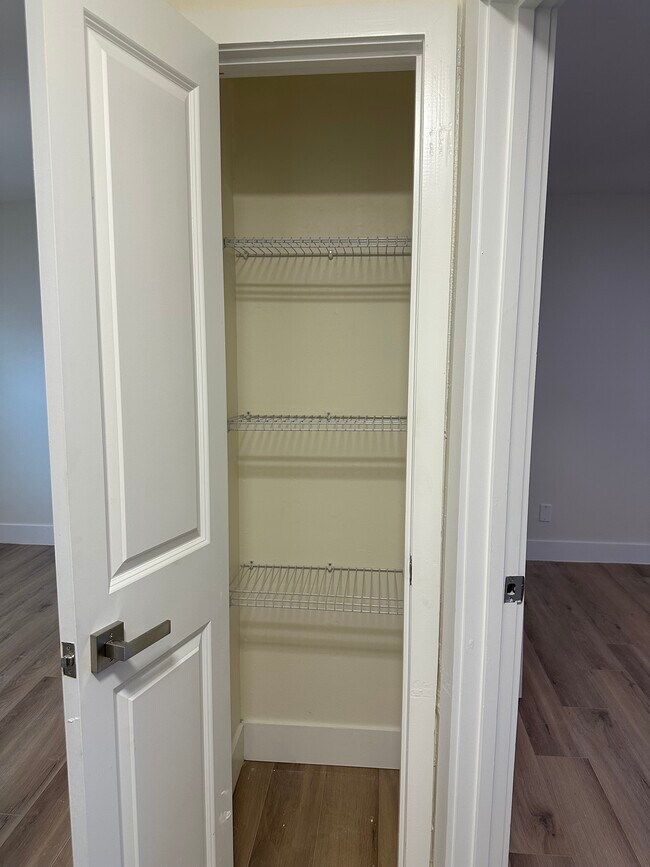 Building Photo - 3111 W Spruce St