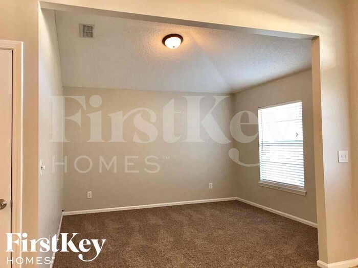 Building Photo - 2563 Watermill Dr