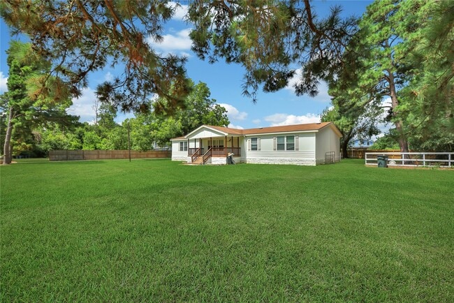 Building Photo - 31324 Knebel Rd