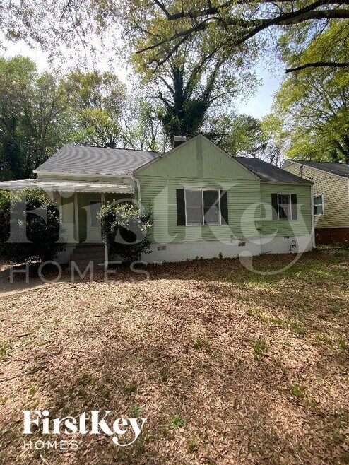 Building Photo - 390 Hillside Dr SW