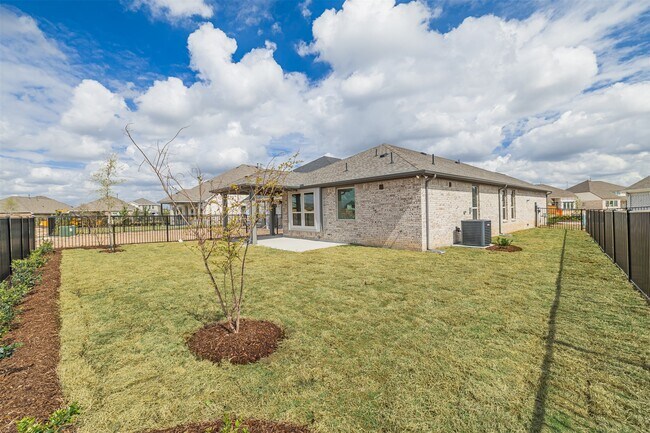 Building Photo - 12611 White Pelican Ct