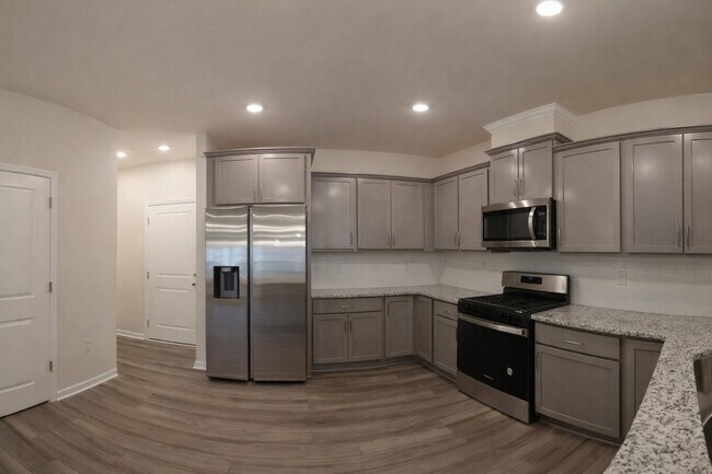 Building Photo - 233 Parker Sta Ave