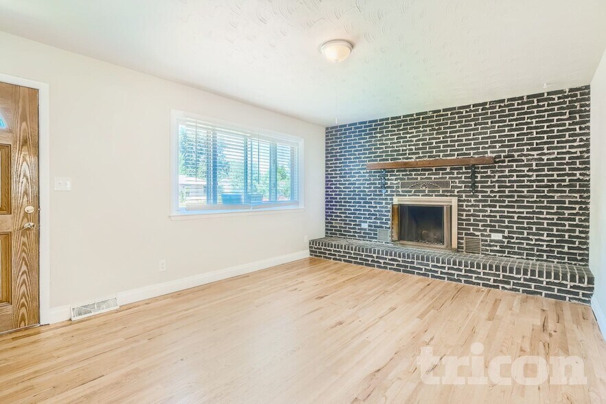 Building Photo - 432 28th Ave Ct