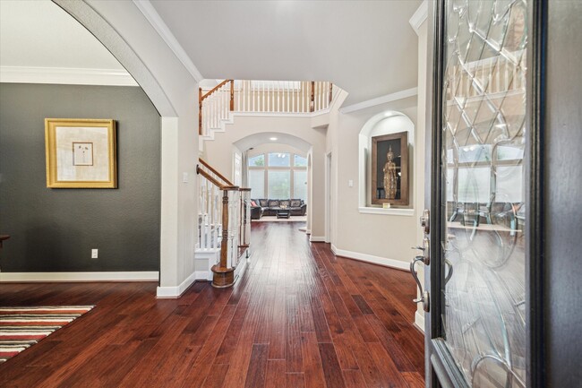 Building Photo - 18063 Crescent Royale Way