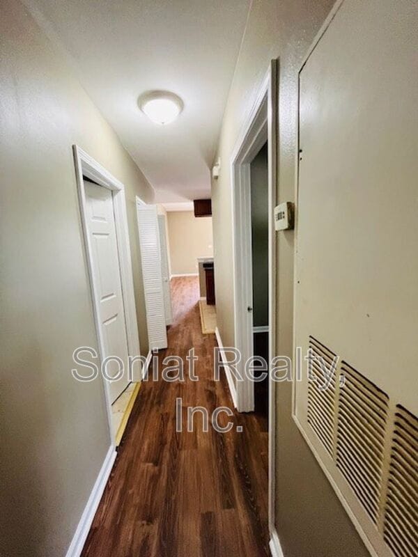Building Photo - 2645 N Galvez St