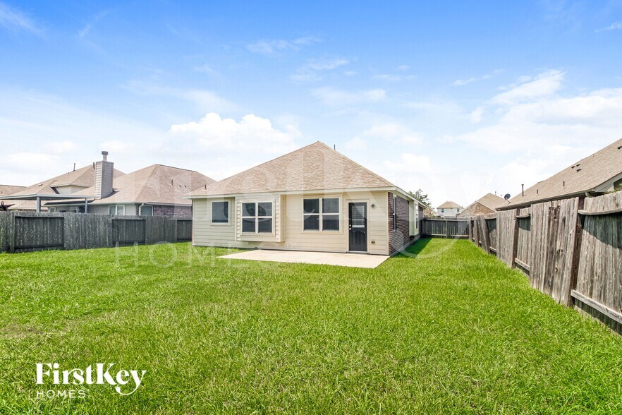 Building Photo - 131 Brazos Dr
