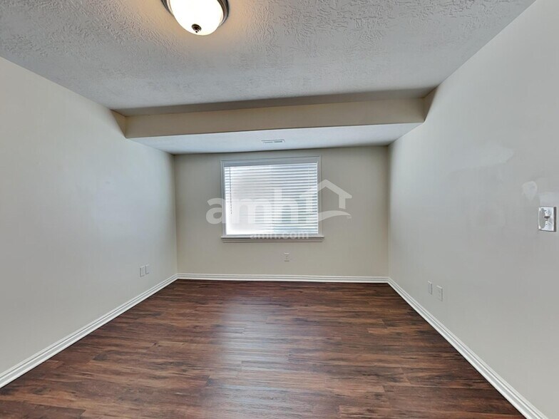 Building Photo - 154 Crystal Bay Dr