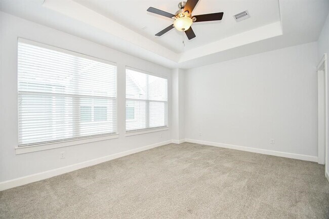 Building Photo - 703 Link Rd