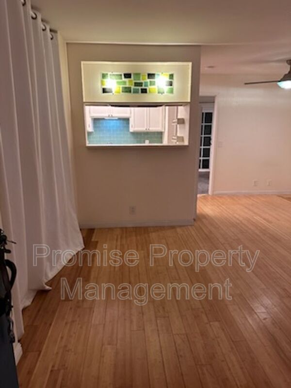 Building Photo - 410 S Freeman St