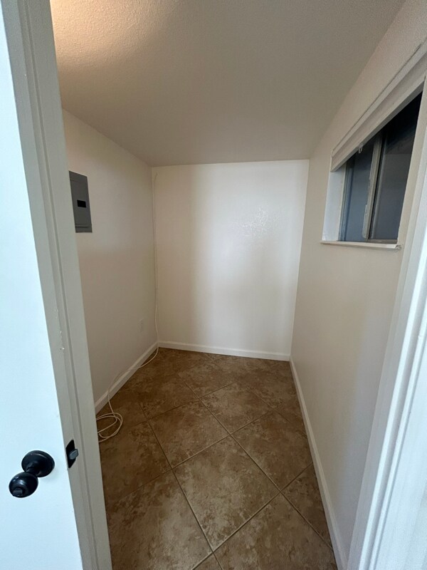 Building Photo - 77215 Minnesota Ave