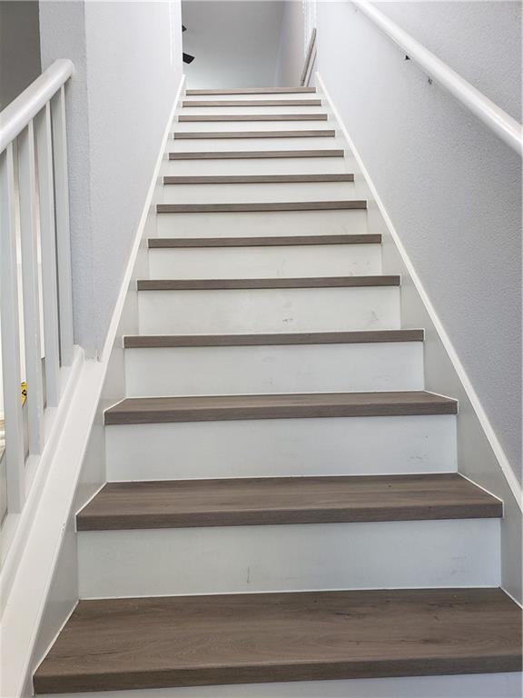 Building Photo - 6517 Kirkwynd Dr