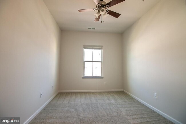 Building Photo - 308 Blue Welsh St