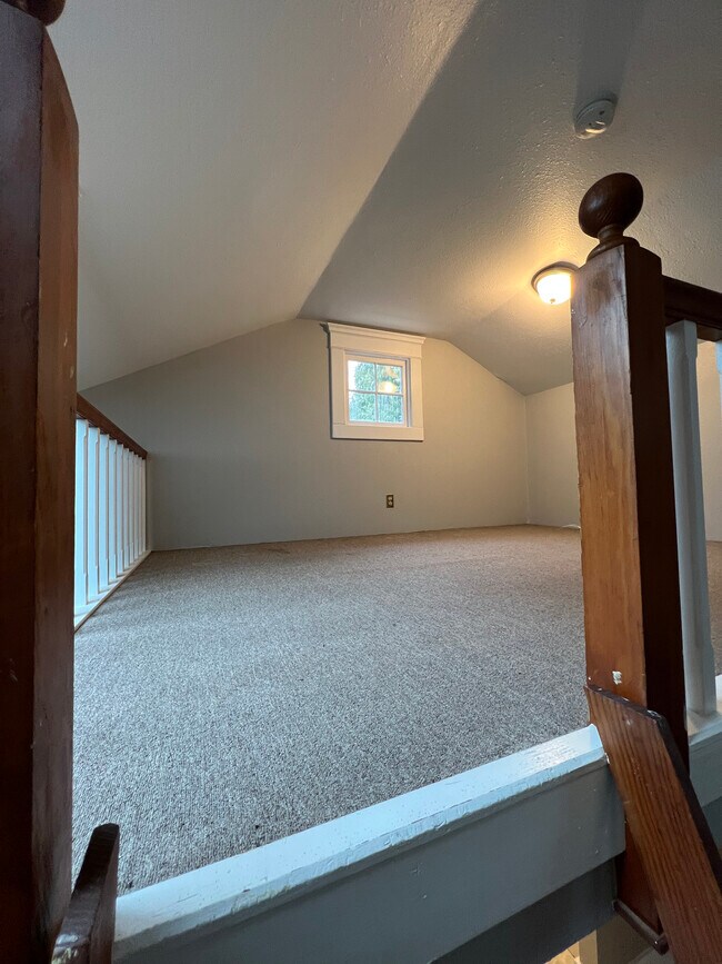 Storage space in Main bedroom (upstairs) - 9635 NW Skyline Blvd