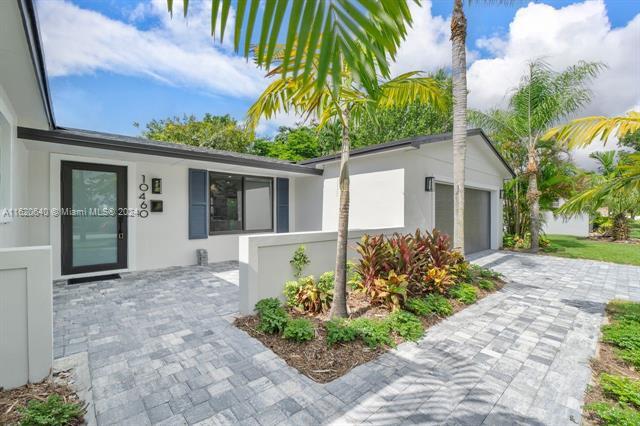 Building Photo - 10460 SW 93rd St