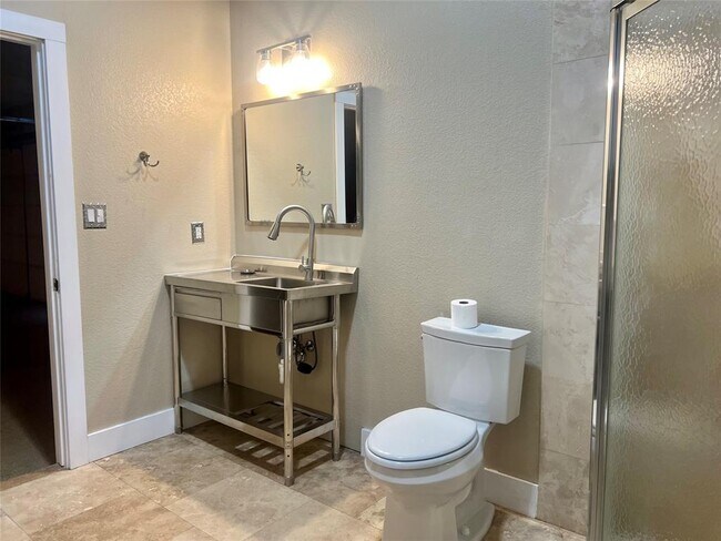 Building Photo - 112 Ridge Harbor Dr