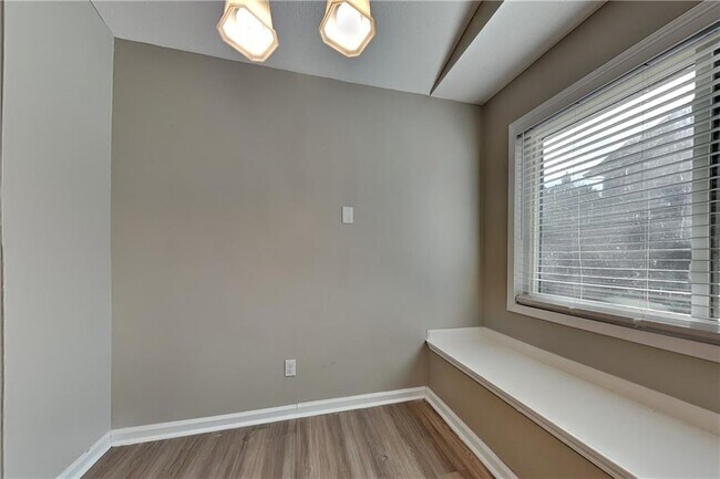 Building Photo - 229 Colemans Bluff Dr