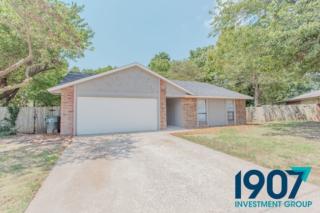 Building Photo - 400 Trinidad Dr