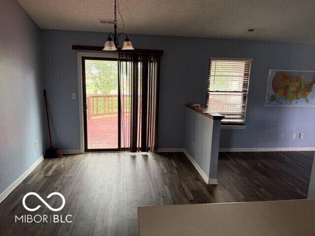Building Photo - 8107 Southern Trails Pl