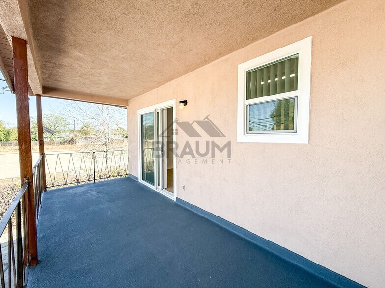 Building Photo - 19405 Haynes St