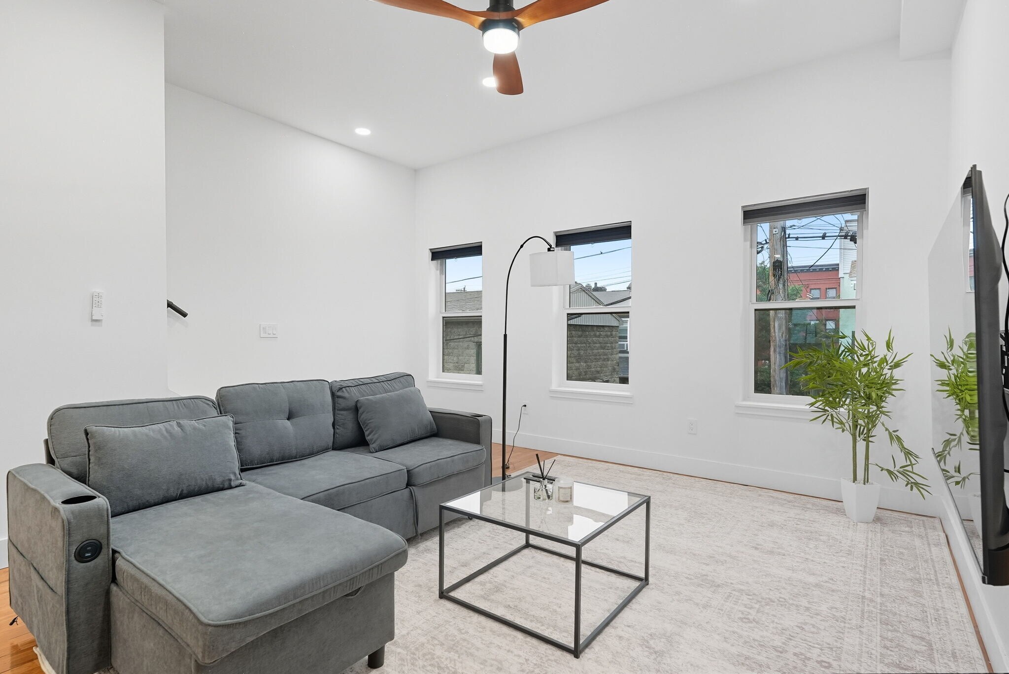 Livingroom - 1236 Butterfield Way