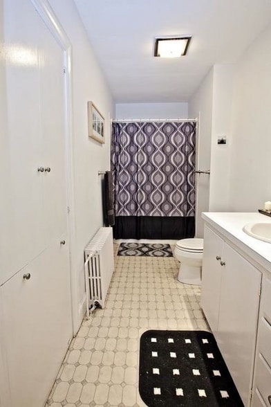 Building Photo - 29 Bull St