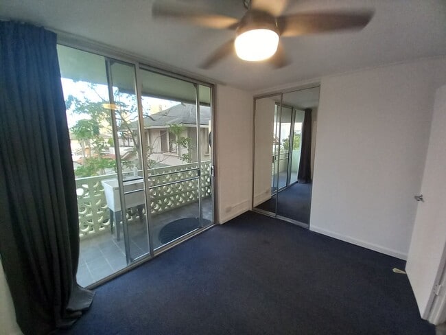 Building Photo - 2 Bed/2 Bath/1 Parking at Fern Terrace