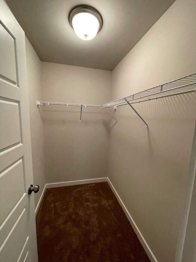 Building Photo - Home for Rent in St James Subdivision in Pinson, AL!!! Available Now!