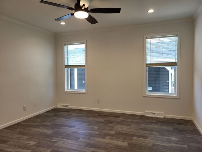 Building Photo - 1143 Bayside Rd