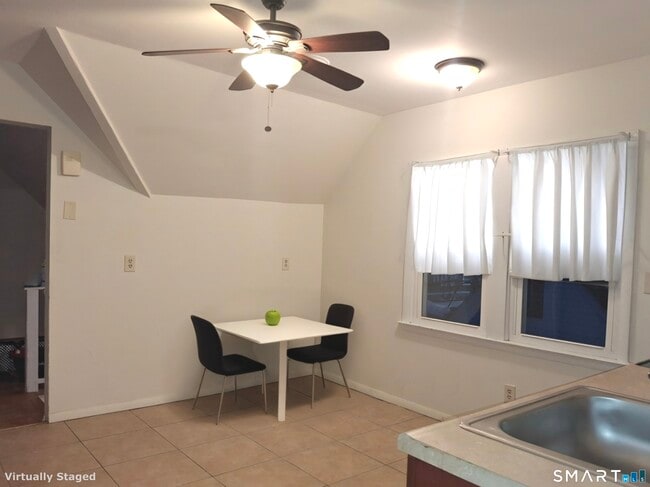 Building Photo - 1115 Norman St