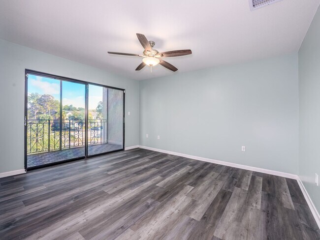 Building Photo - 6304 Grand Bahama Cir