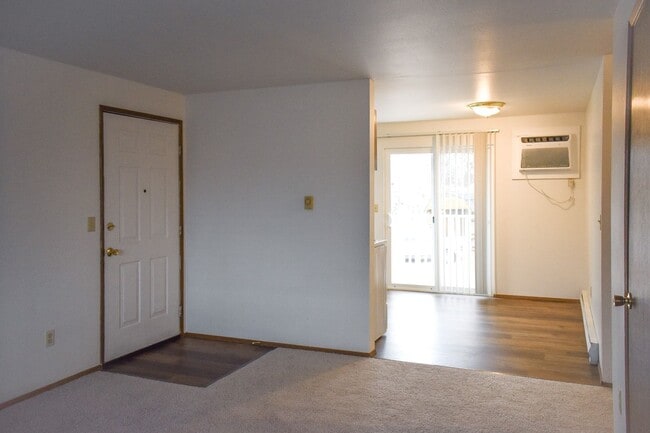 Interior Photo - Ferns Apartments