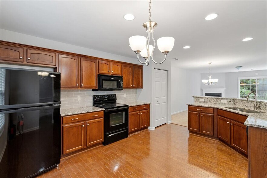 Building Photo - 3314 Ivey Wood Ln