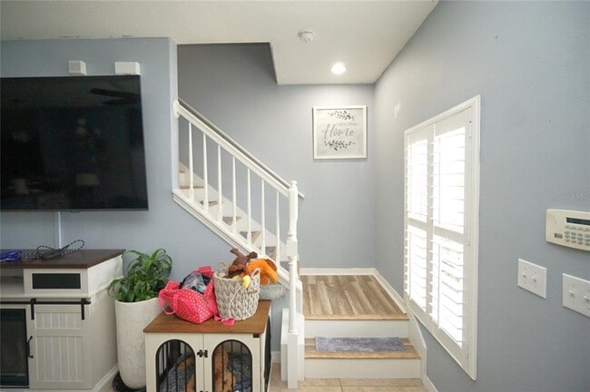 Building Photo - 2709 Lantern Hill Ave