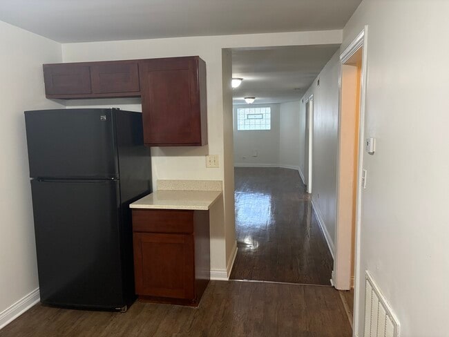 Building Photo - 2822 W Flournoy St