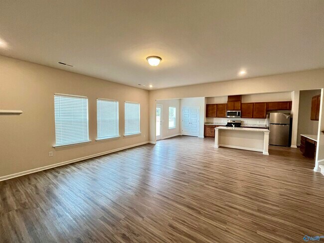 Building Photo - 111 Emma Grace Ln