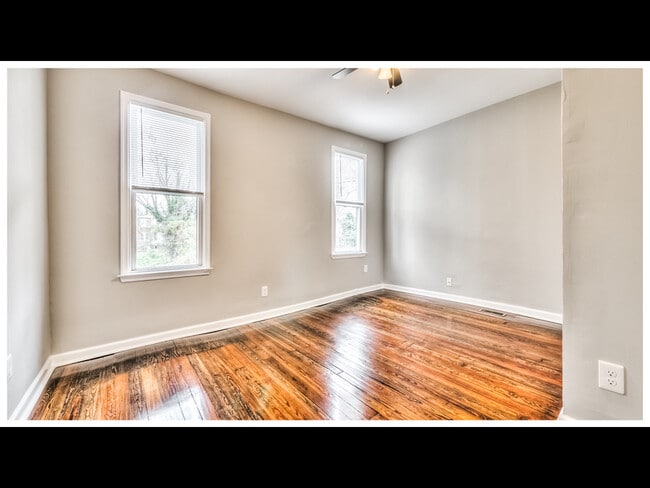 Building Photo - 614 McCabe Ave