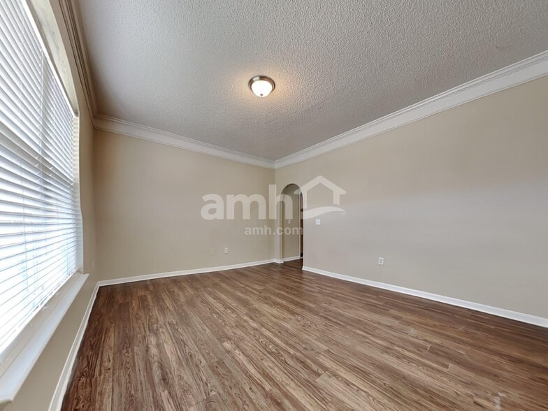 Building Photo - 8881 Shindler Crossing Dr