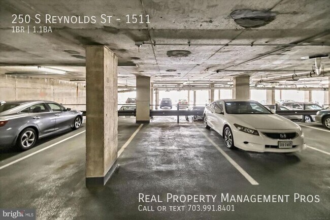 Building Photo - 250 S Reynolds St