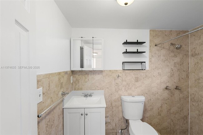 Building Photo - 1381 W 63rd St