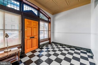 Building Photo - 665 Washington Blvd