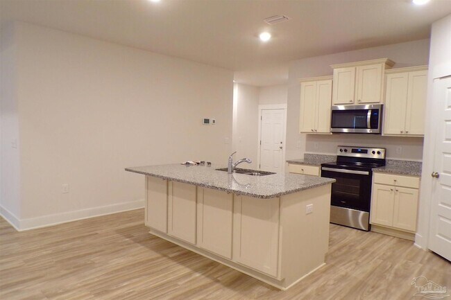Building Photo - 4117 Heart Pine Ln