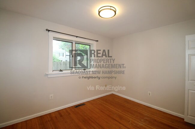 Building Photo - 139 Philbrick Ave