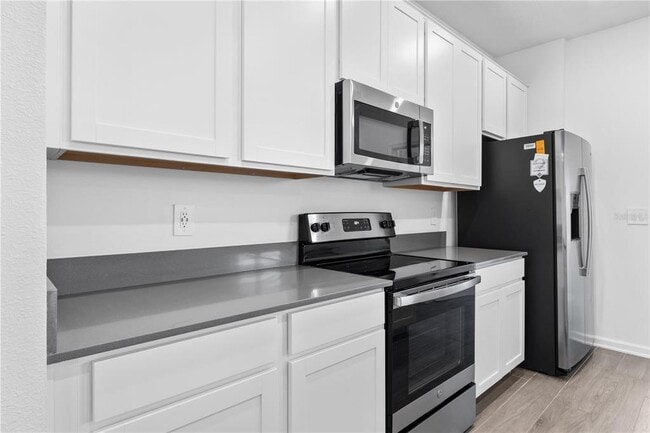 Building Photo - 15633 Water Spring Blvd