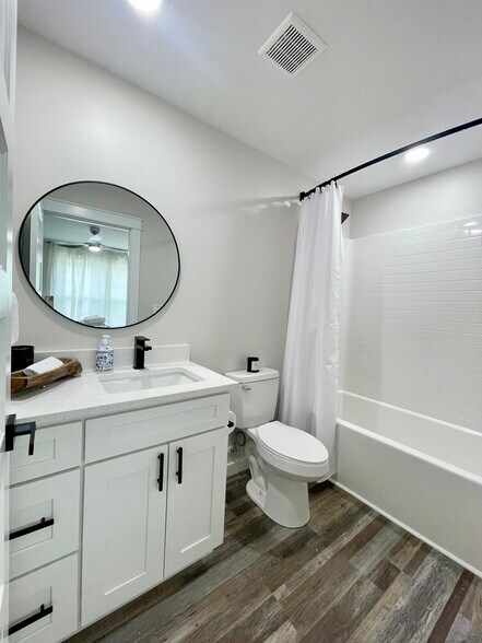 Building Photo - 162 Browder Rd